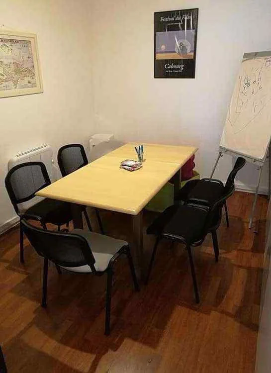 Coworking Pays Basque Bayonne, Salle de réunion 5 personnes, Bayonne