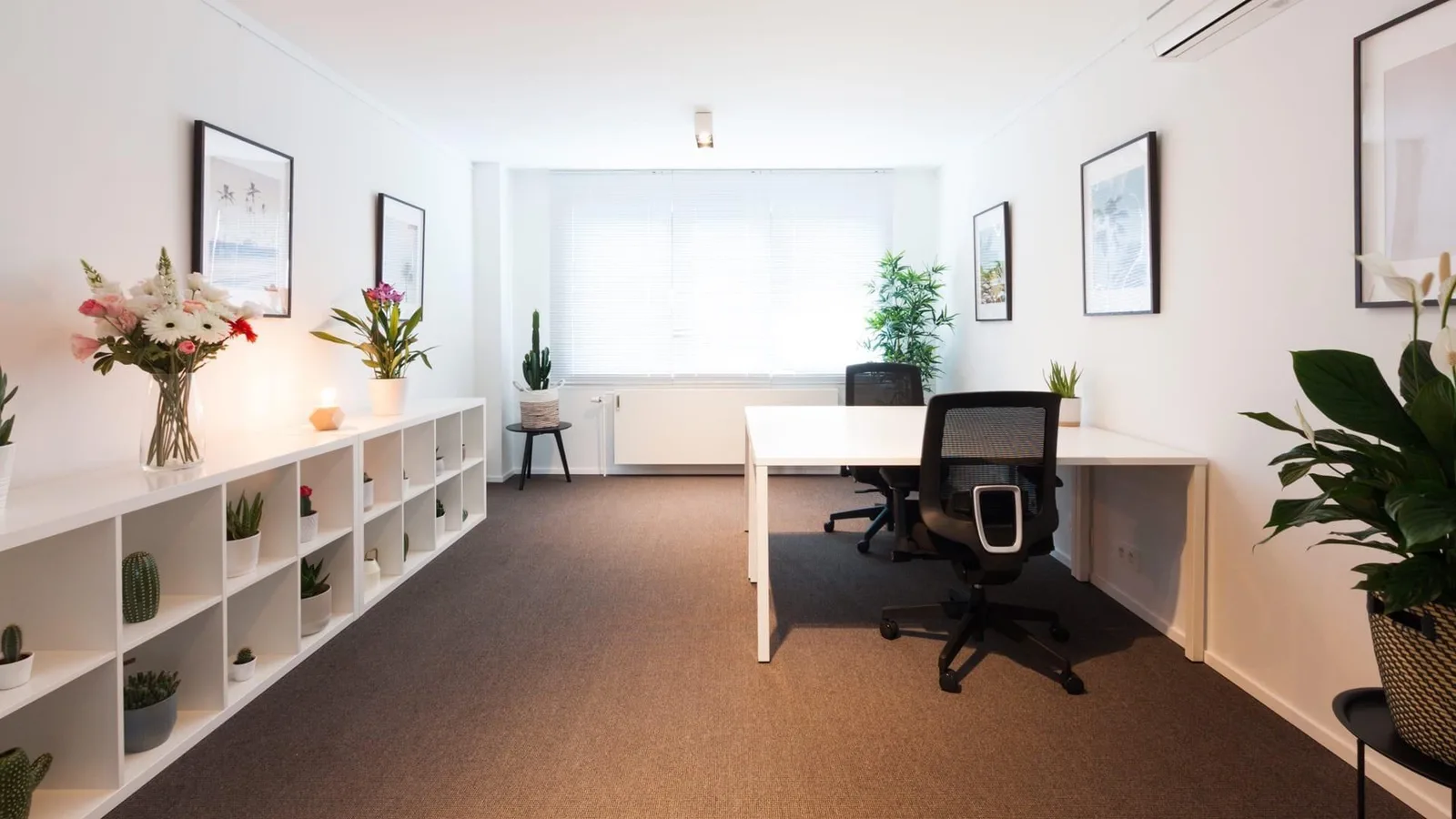 Coworking Plasky, Private office, 2 desks, Brussels