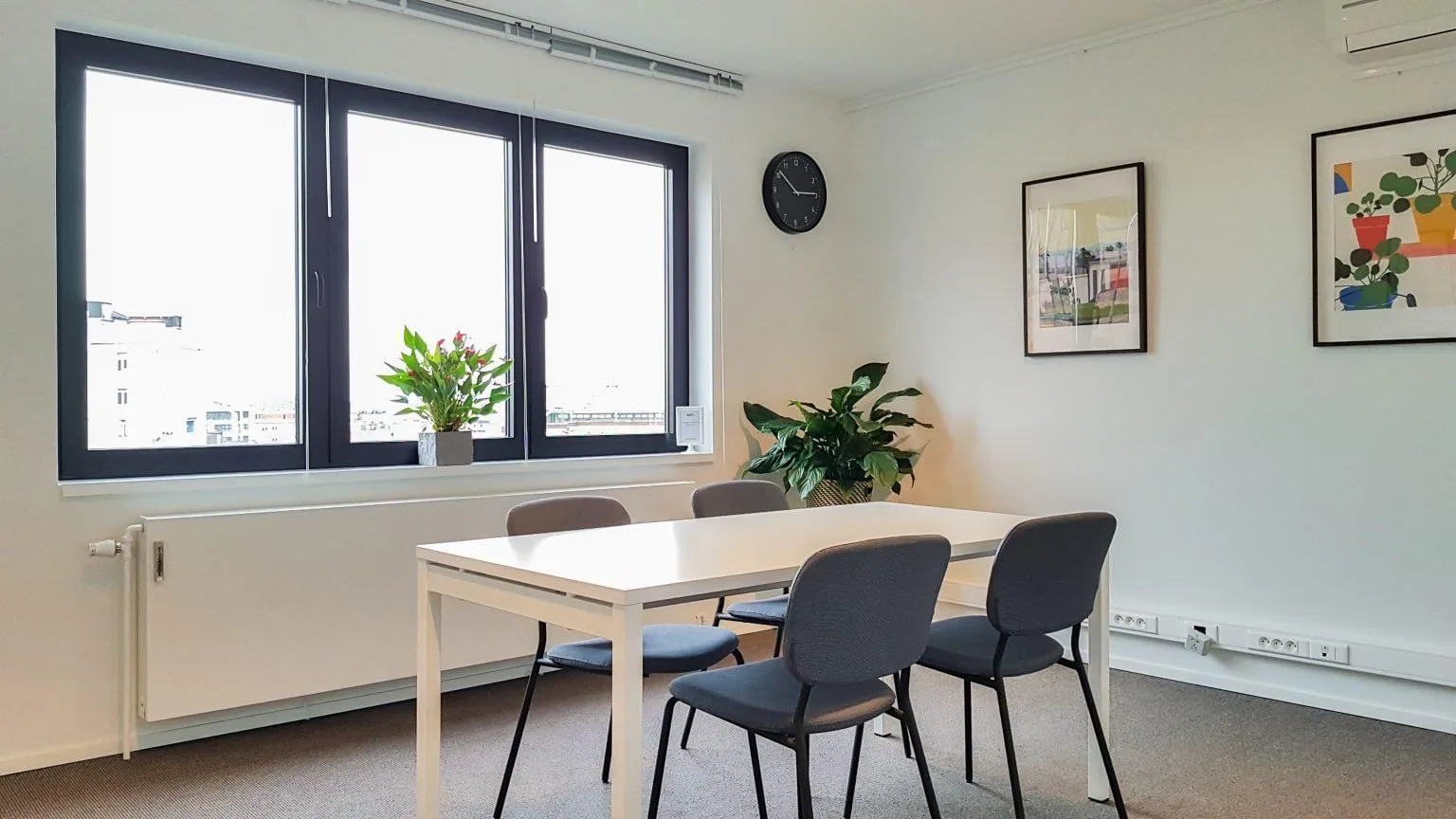 Coworking Plasky, Meeting room for 4 people, Brussels