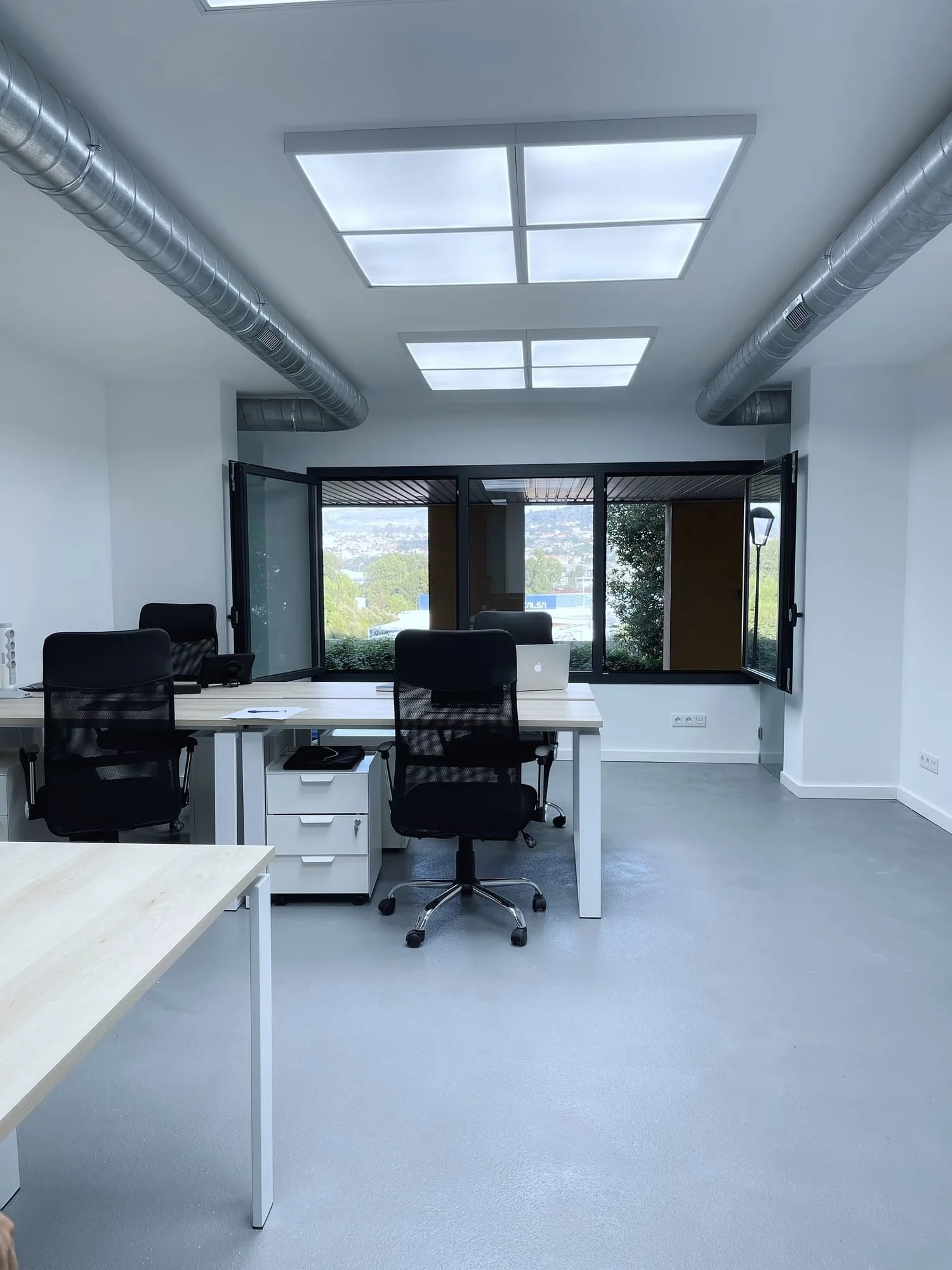 Coworking Puzzle , Private office, 4 desks, Vigo