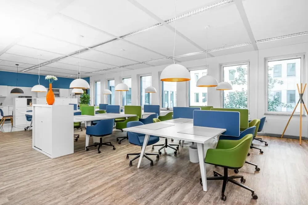 Regus BANGKOK, Bangna Tower, โต๊ะ coworking, สมุทรปราการ
