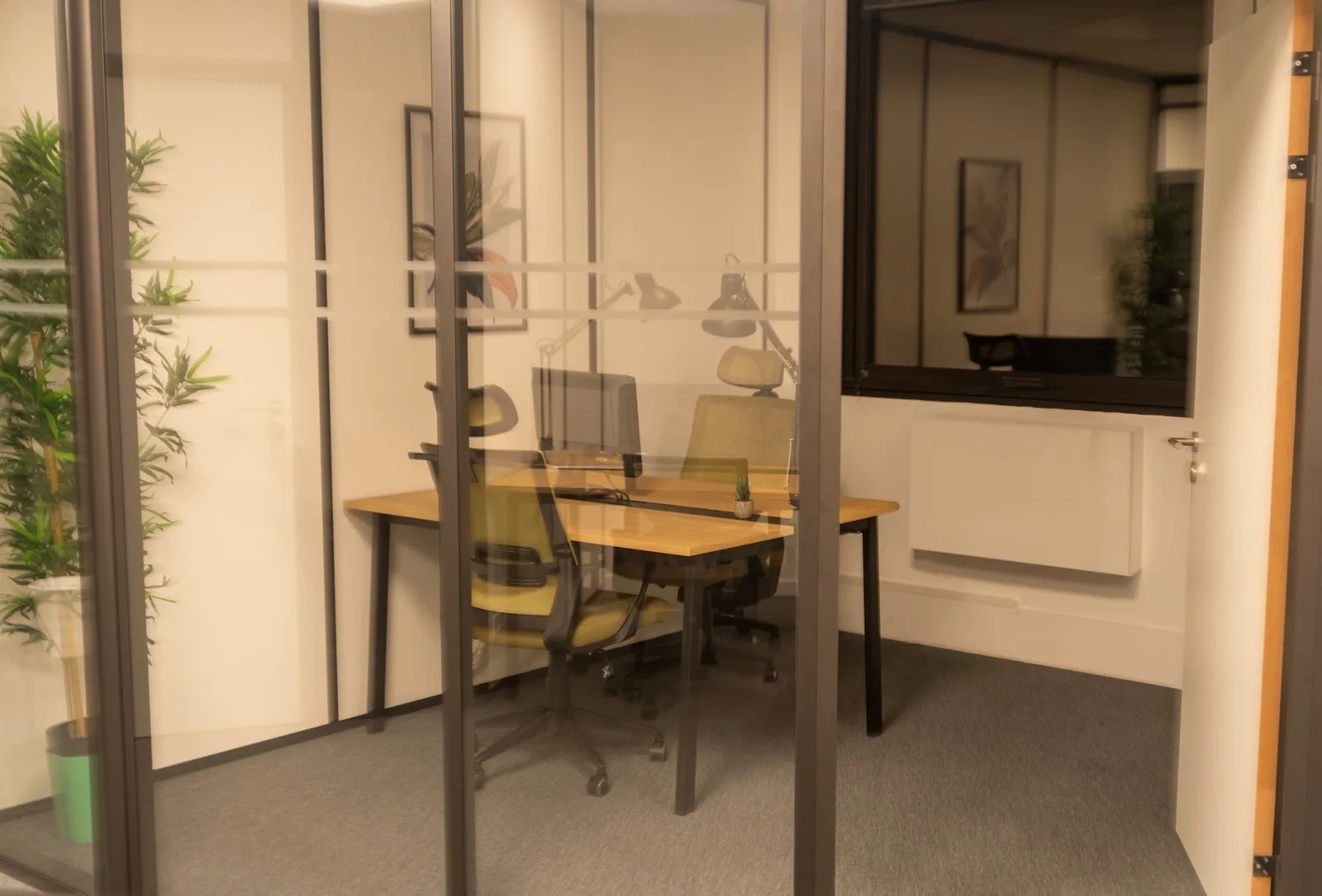 Coworking Saint Philippe, Private office, 2 desks, Valbonne