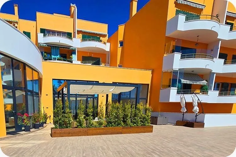 Coworking Santa Rita, Terraza y espacio exterior, Estoril