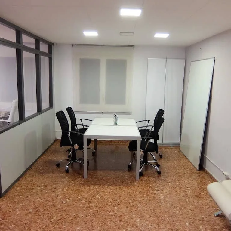 Coworking Sants Estació, Private office, 4 desks, Barcelona