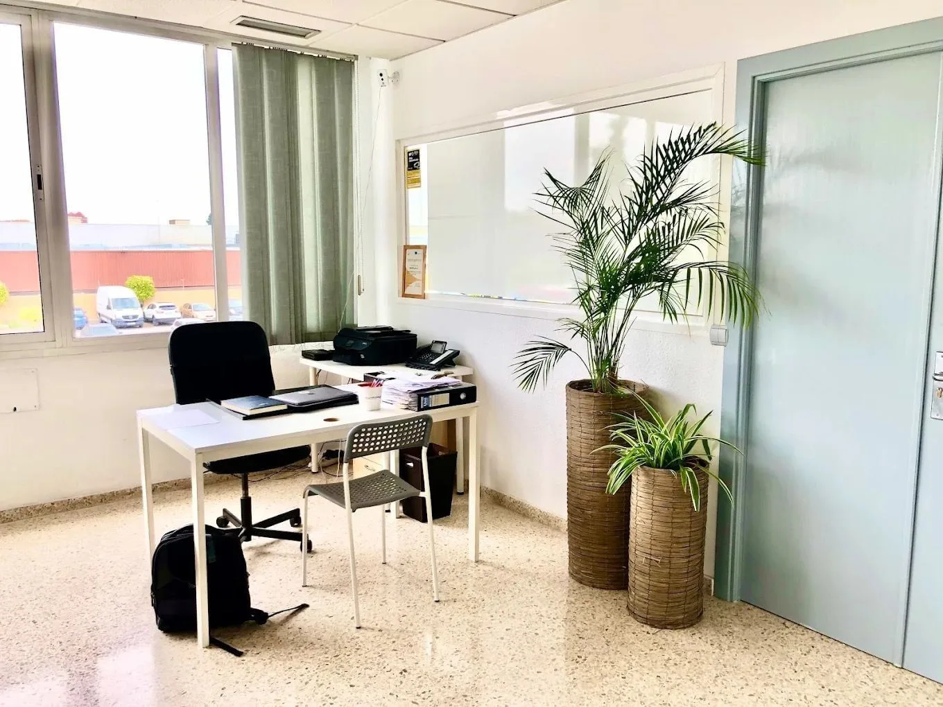 Coworking Sevilla, Private office, 1 desk, Seville
