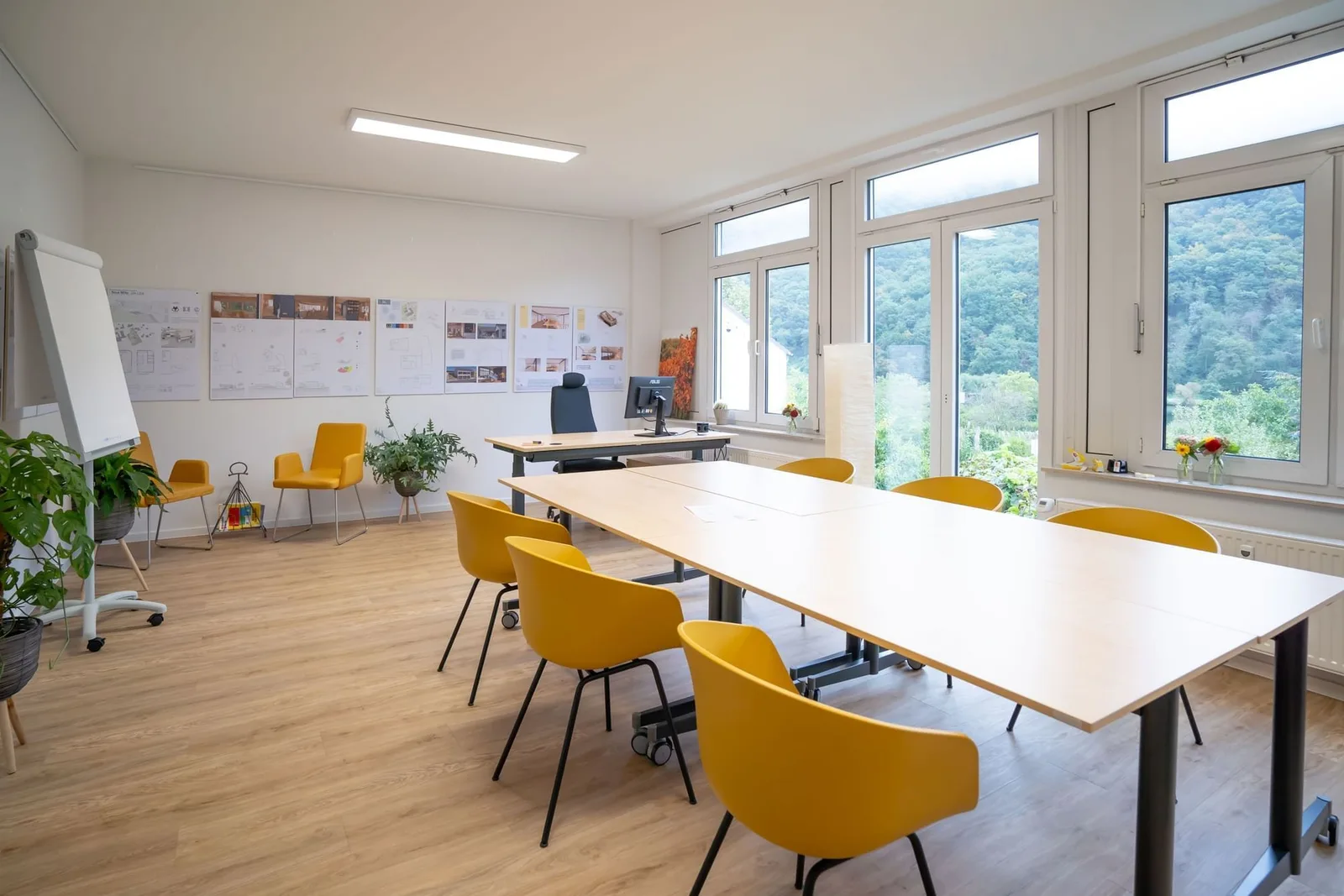 Coworking Space Minheim, Besprechungsraum für 6 Personen, Minheim