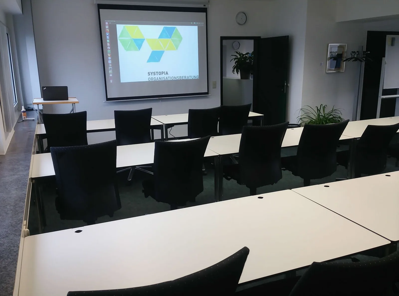 Coworking und Tagungsraum in Bonn, Schulungsraum für 10 Personen, Bonn