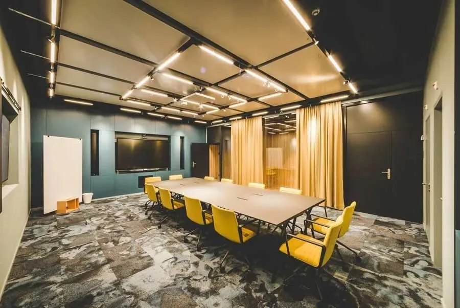Coworking Tessinerplatz, Meeting room for 12 people, Zurich