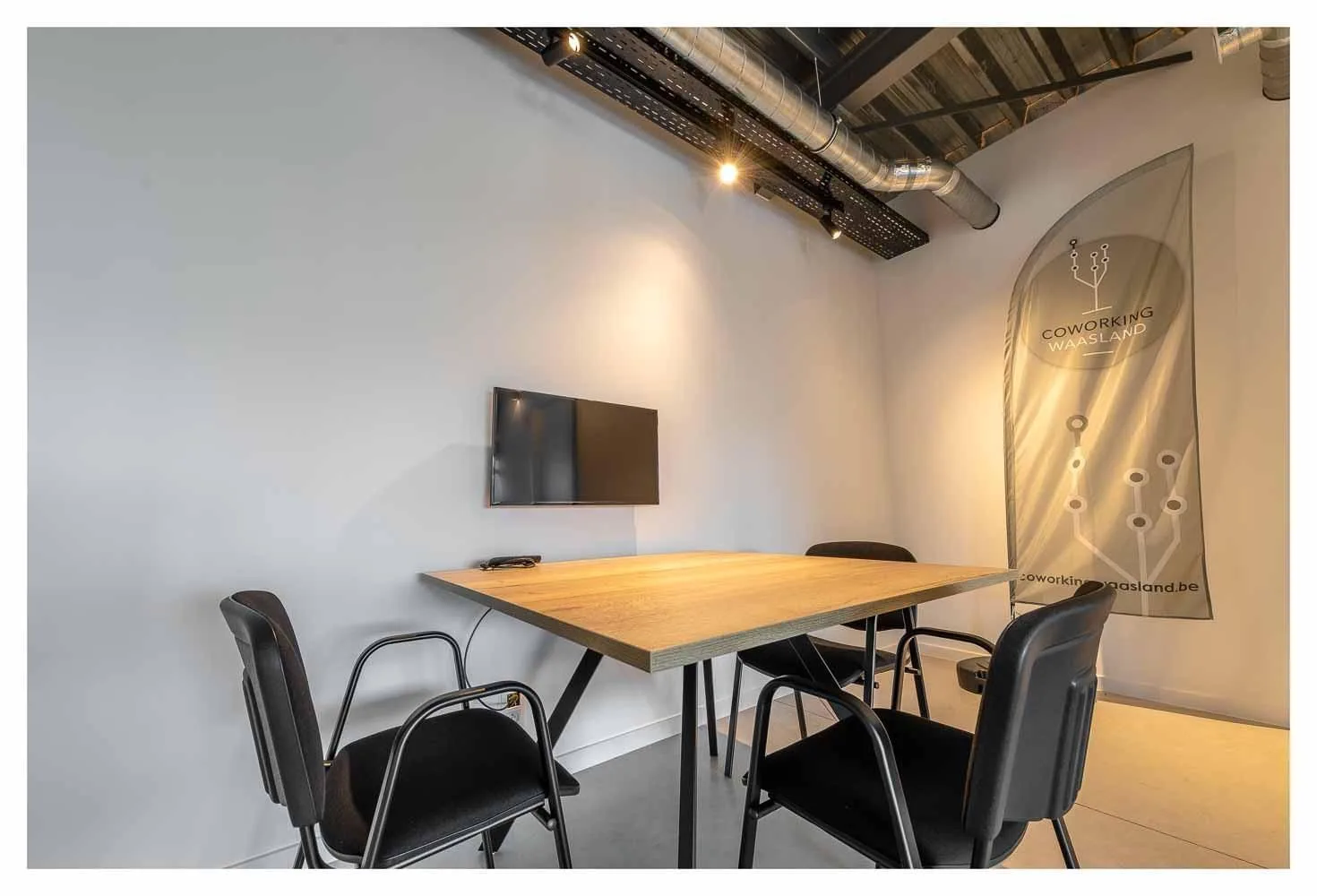 Coworking Waasland, Salle de réunion 4 personnes, Beveren