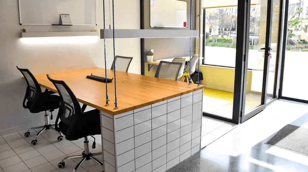 Coworking With, Meeting room for 4 people, Barcelona
