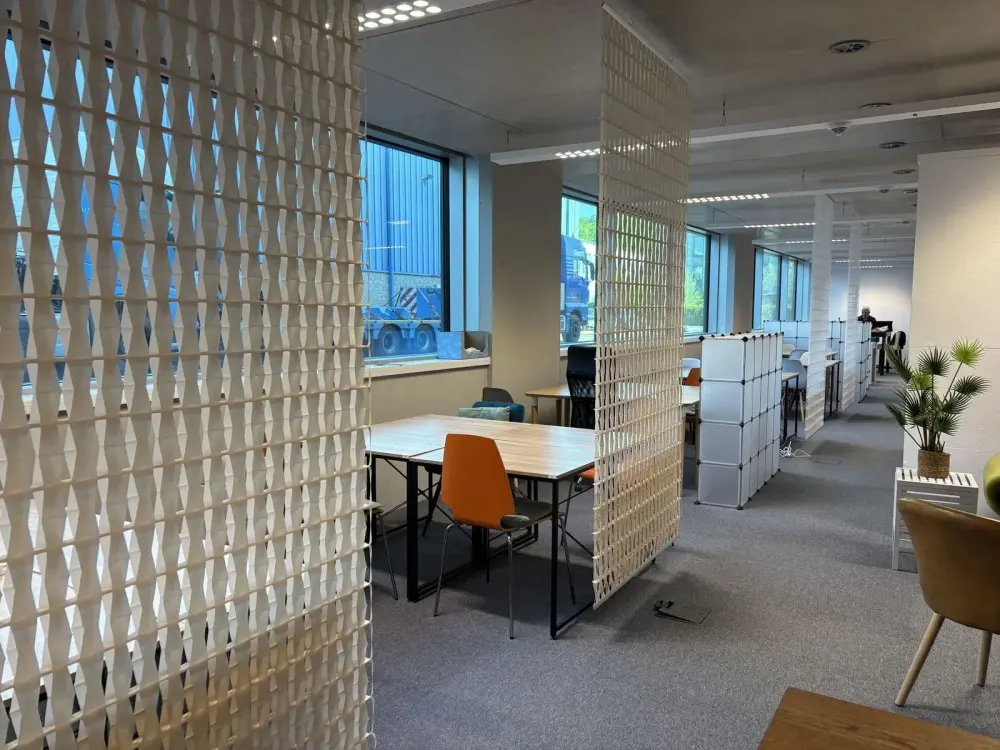 Coworkly - Windhof, Open space Fixe avec domiciliation, Koerich