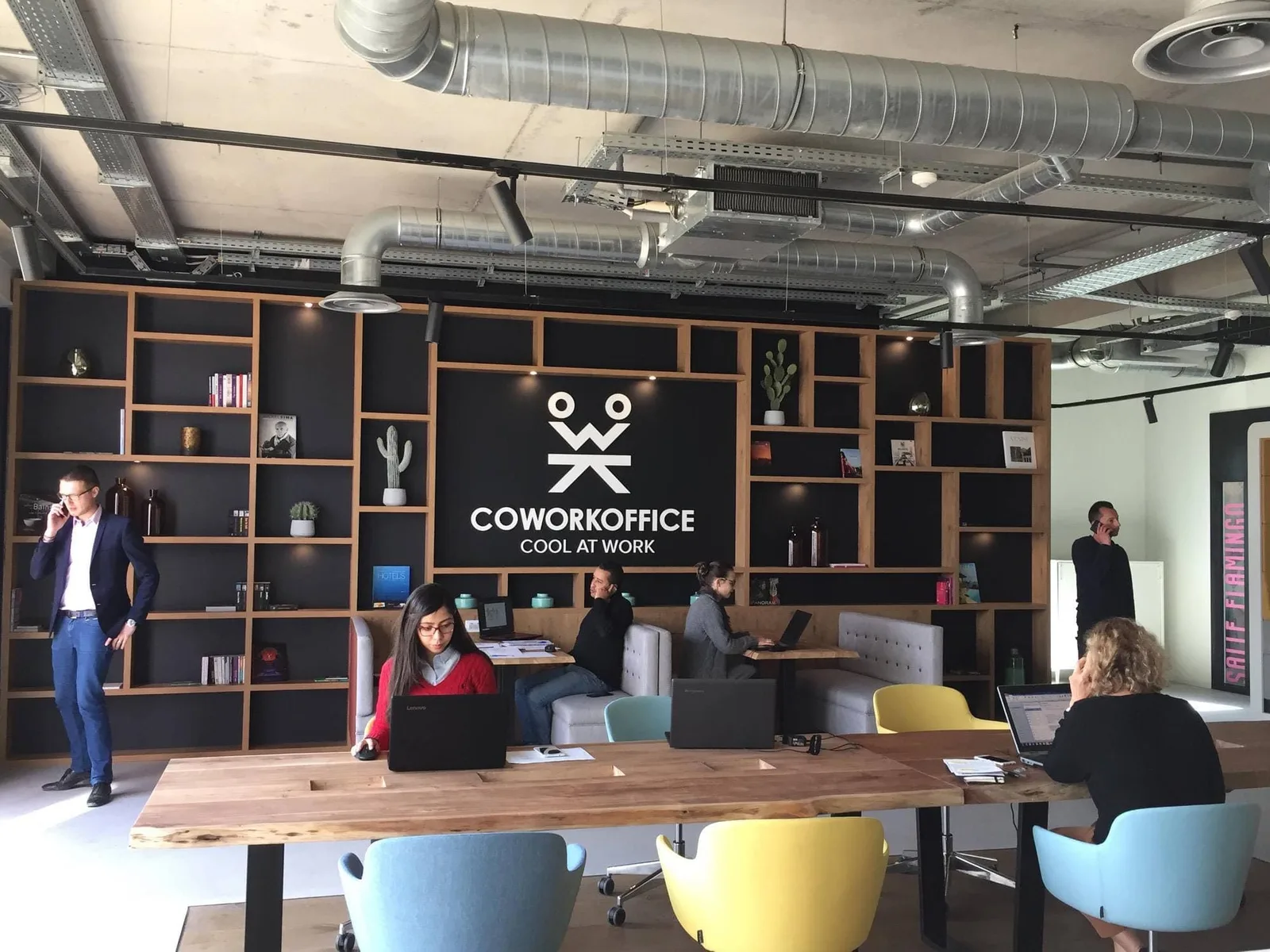 CoworkOffice Sophia-Antipolis, Coworking-Space, Valbonne