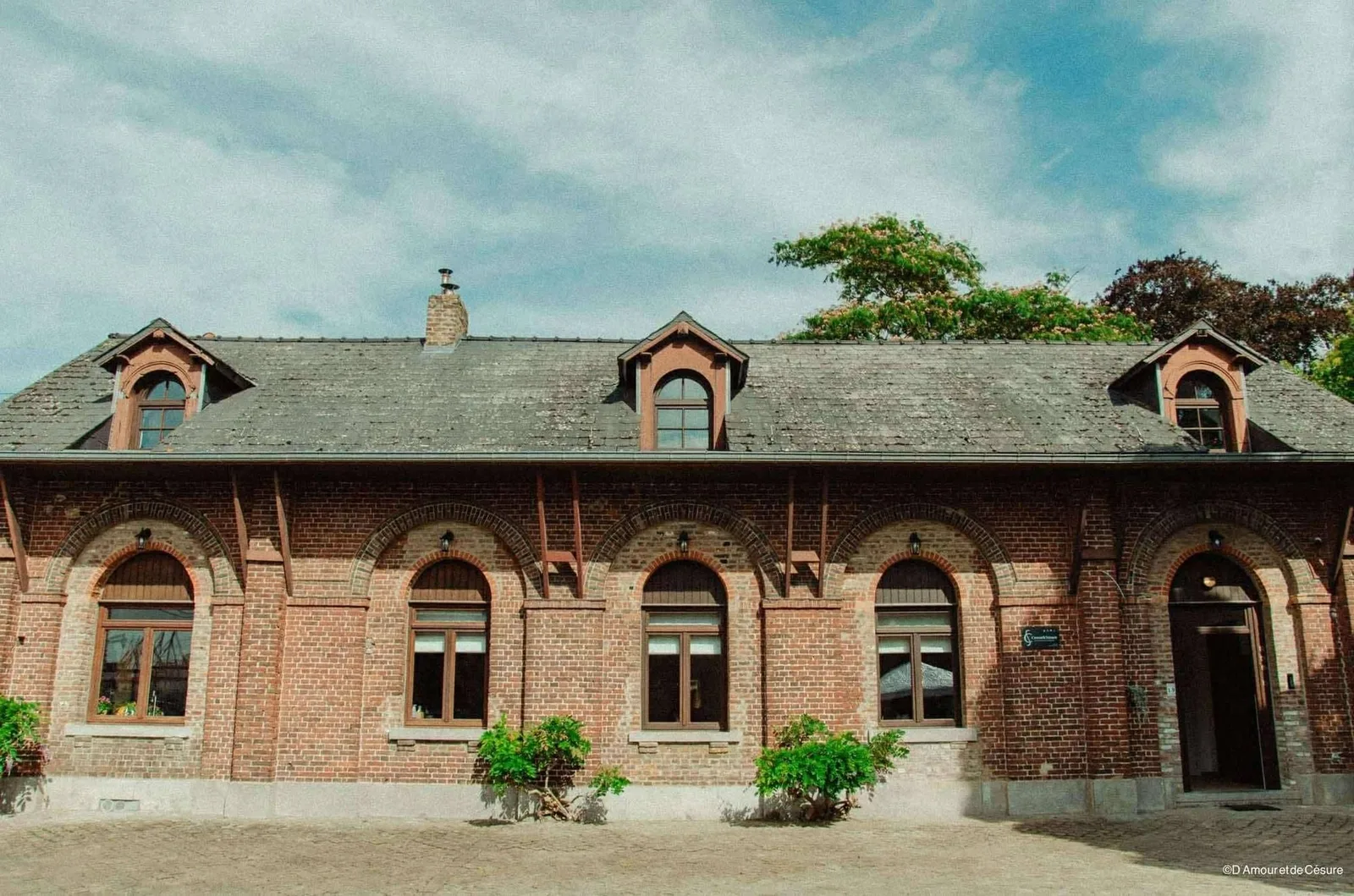 CoworkSteam, Building facade, Boussu