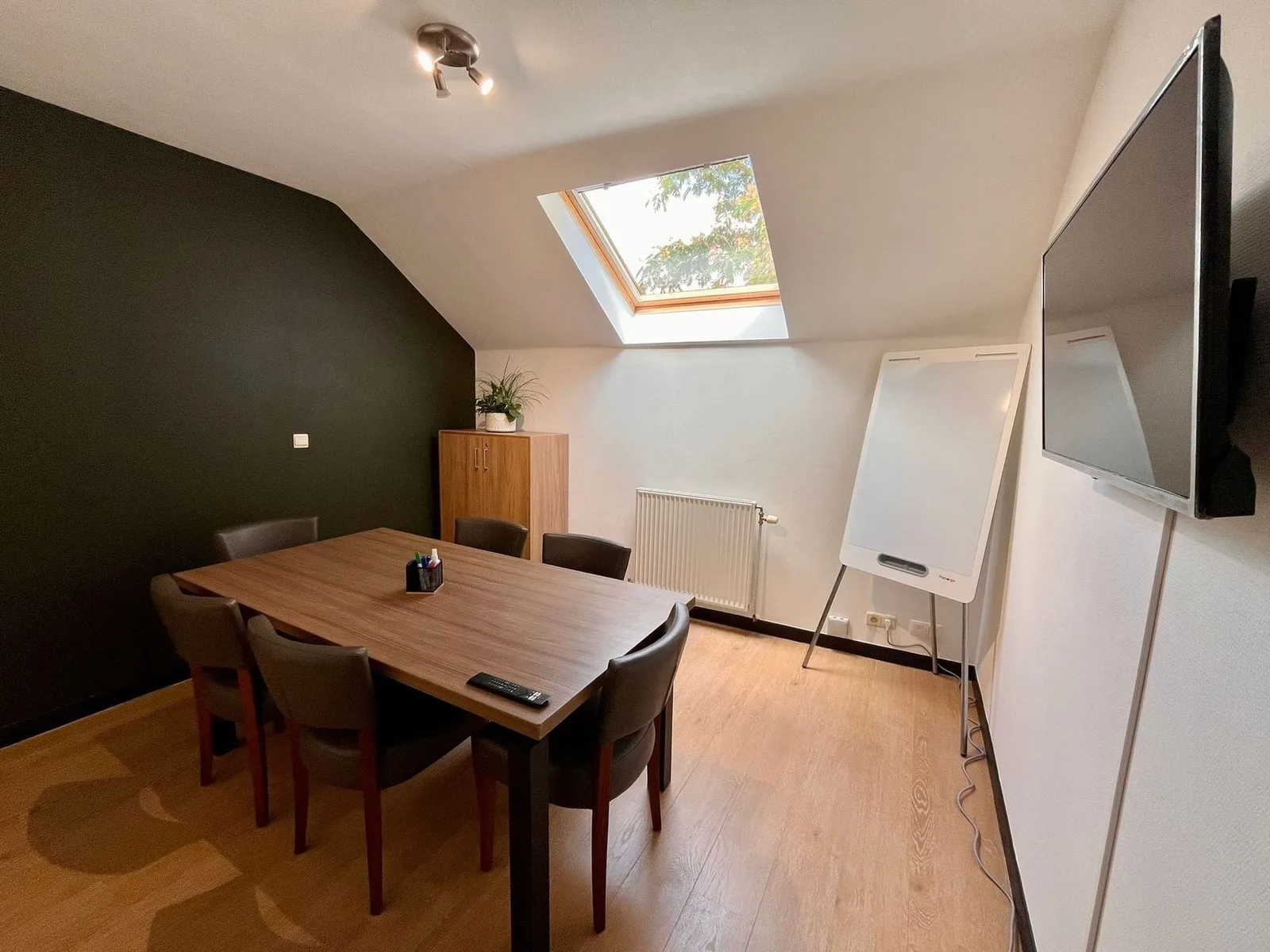 CoworkSteam, Meeting room for 6 people, Boussu