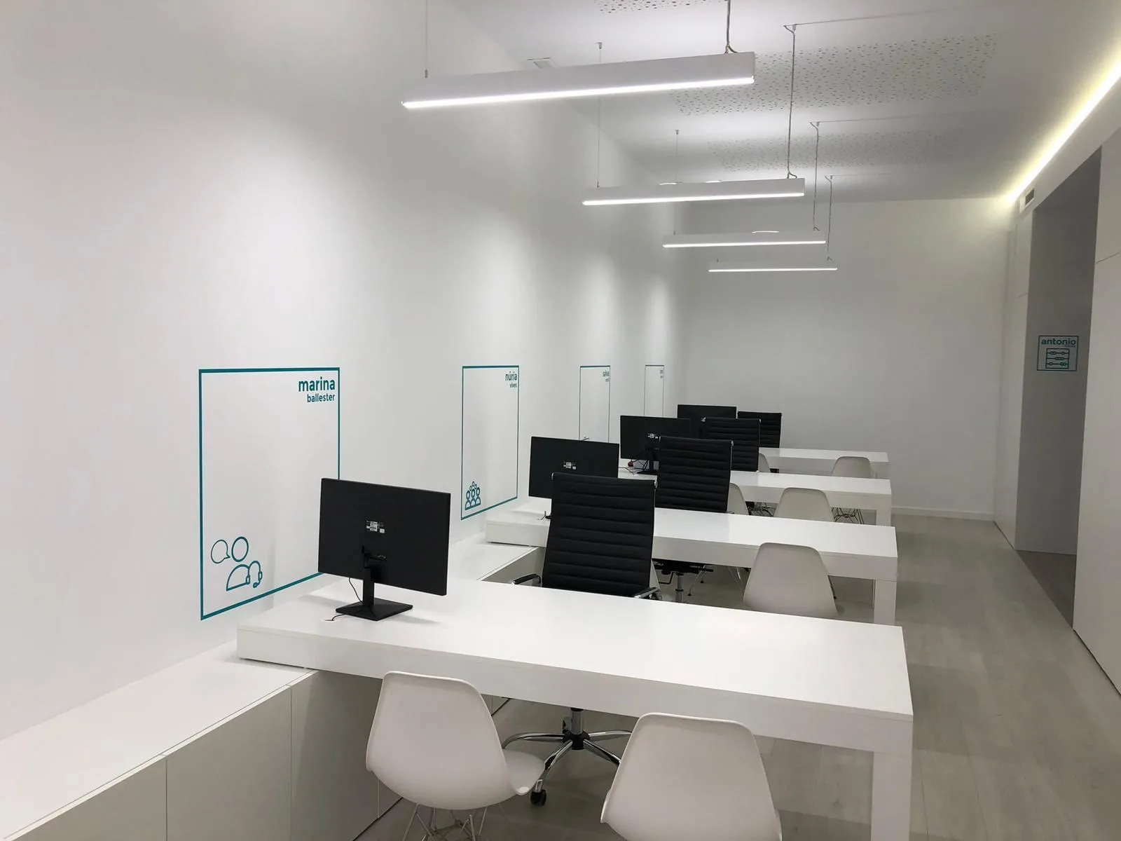 Coworkzinq, Espacio diáfano, Dénia