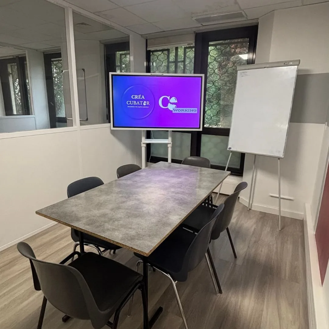CRÉA'CUBATOR Cannes, Salle de réunion 6 personnes, Cannes
