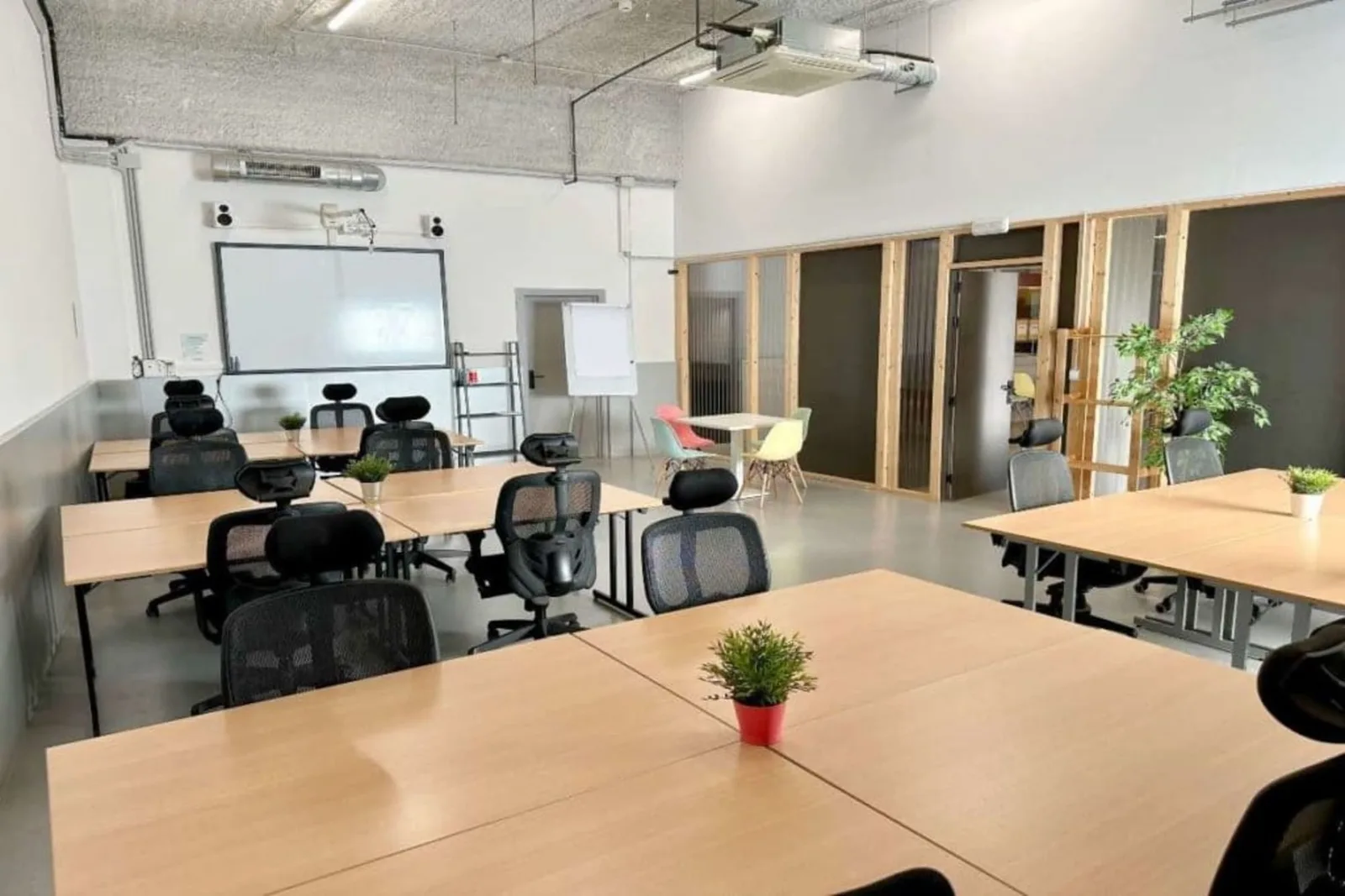CREC Sabadell, Sala de formación para 14 personas, Sabadell