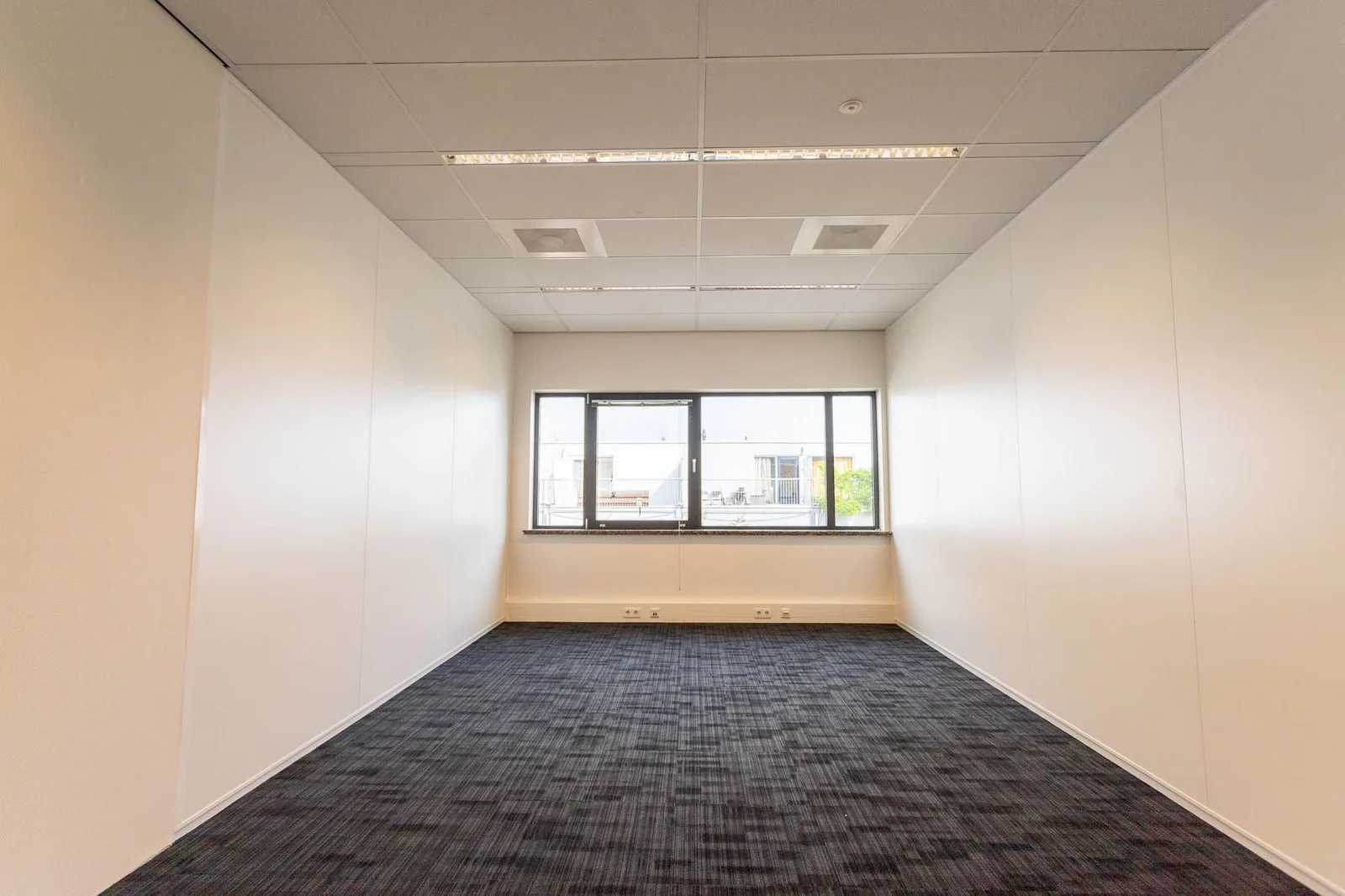 Crown Business Center Lammenschans, Private office, Leiden