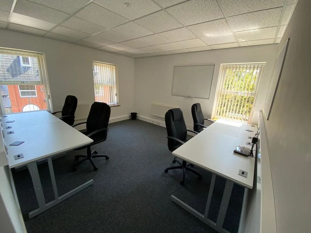 CTS Midlands Victoria Road Office, Bureau privatif 4 postes, Tamworth