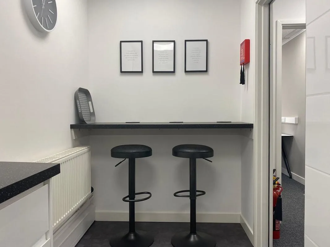 CTS Midlands Victoria Road Office, Cuisine, Tamworth
