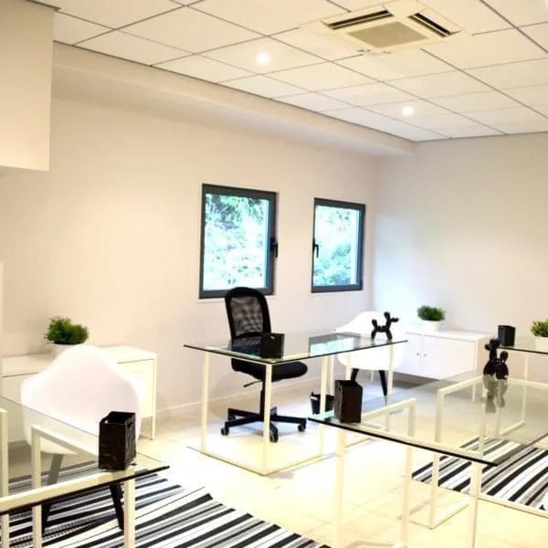 Le Cube Business, Private office, 3 desks, Grasse