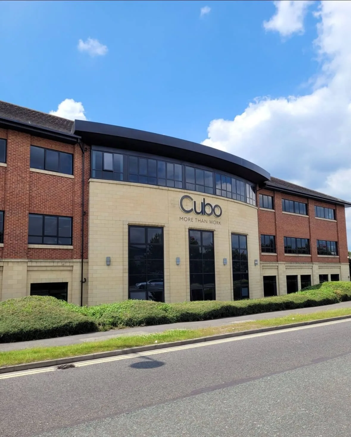 Cubo Pride Park, Façade, Derby