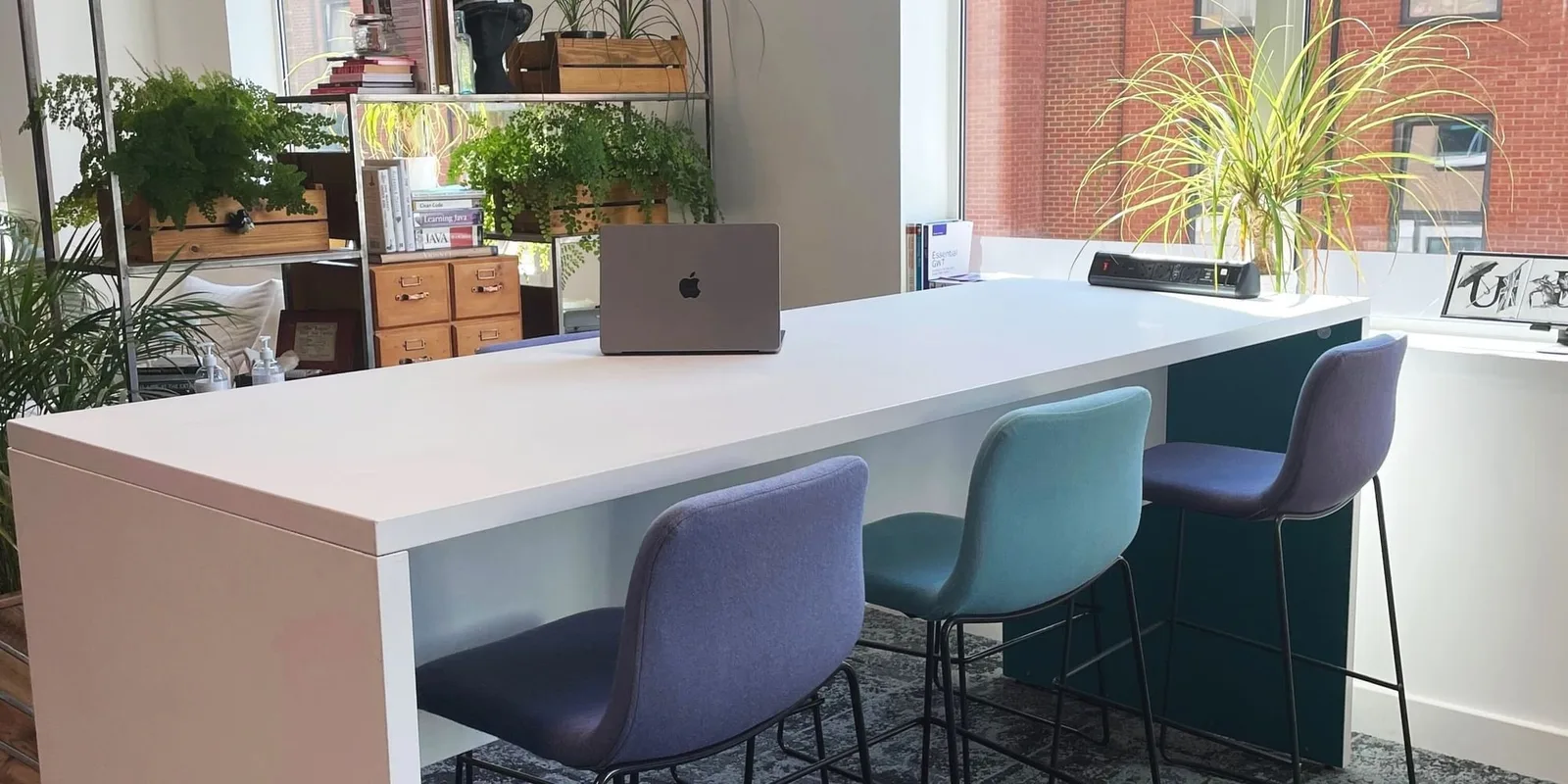 The Curious Lounge, Coworking space, Reading