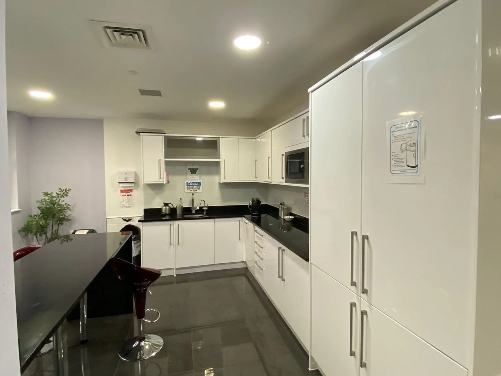 Curve Serviced Offices, Kitchen, London