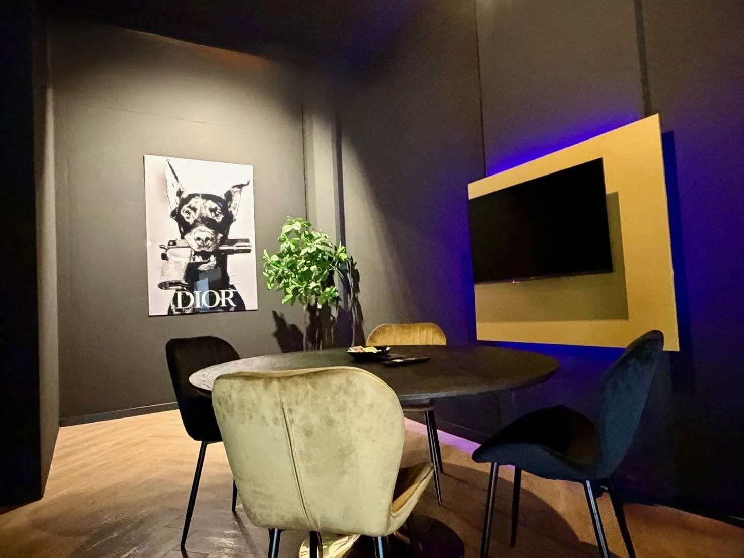 CWRK - The Cowork Space, Salle de réunion 4 personnes, Hengelo