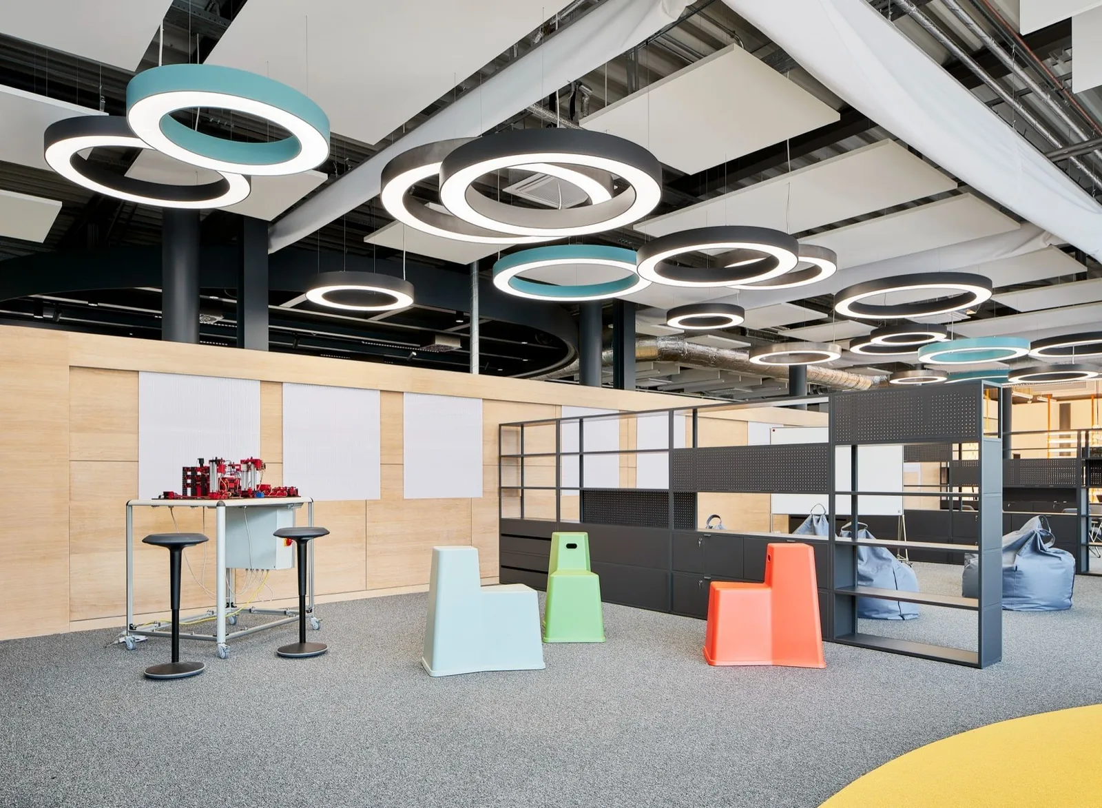 Dark Horse Workspaces, Coworking space, Berlin