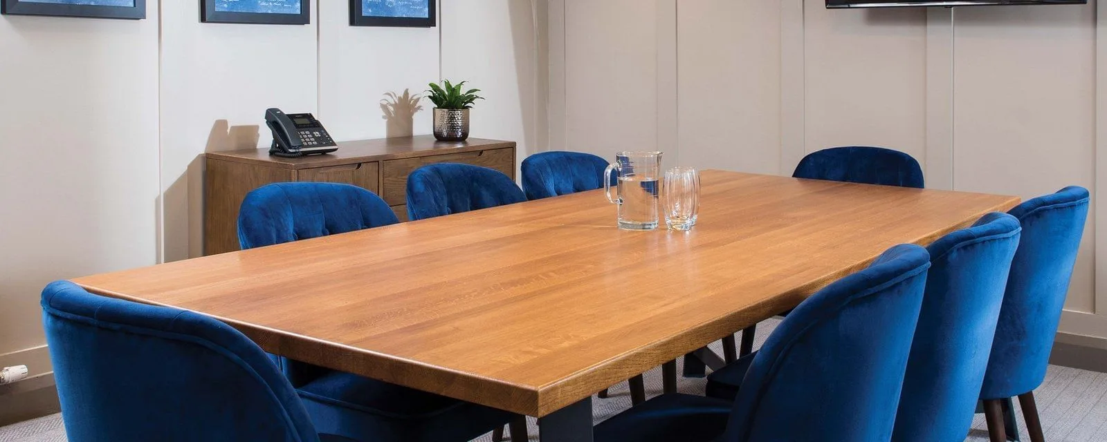 Dean Swift Building, Salle de réunion 8 personnes, Armagh