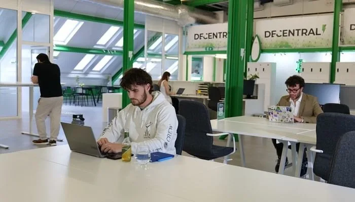 Decentral House, Open-plan office, Geneva