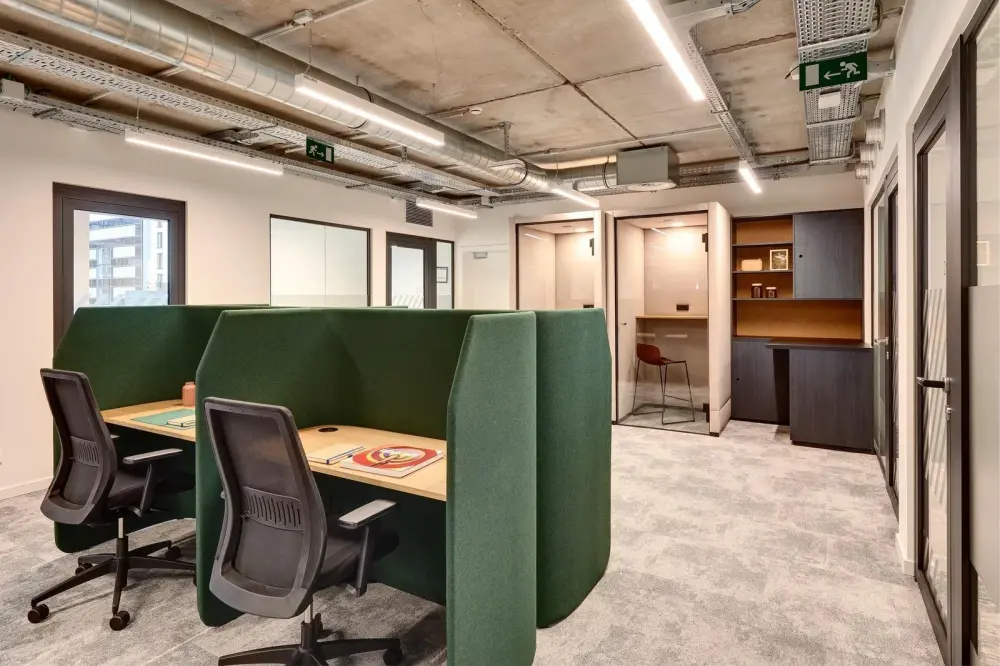Clockwise Bruxelles, Dedicated Desk, Brussels