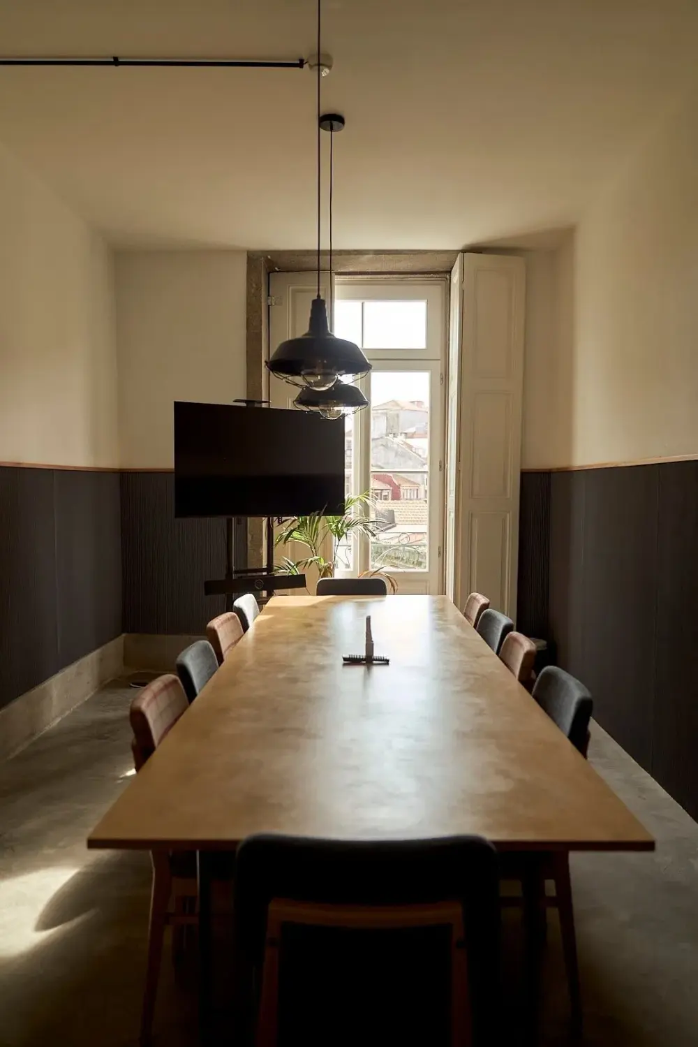 DeHouse Trindade, Meeting Room 5 to 10 pax, Porto