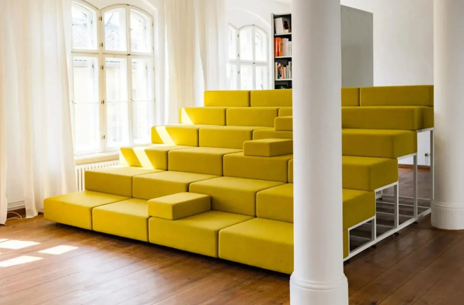 Denizen, Auditorium, 15 seats, Berlin