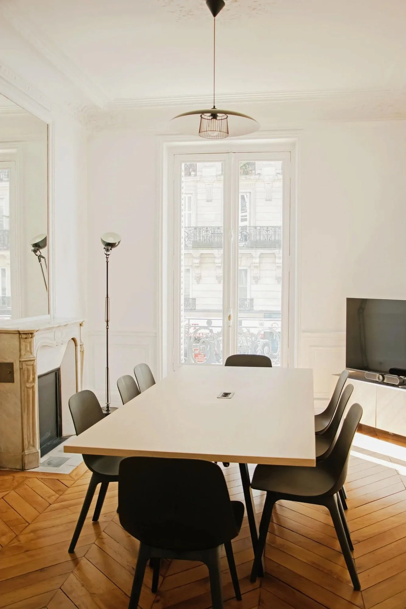 Deskapad 10 Châteaudun, Salle de réunion 8 personnes, Paris 9e