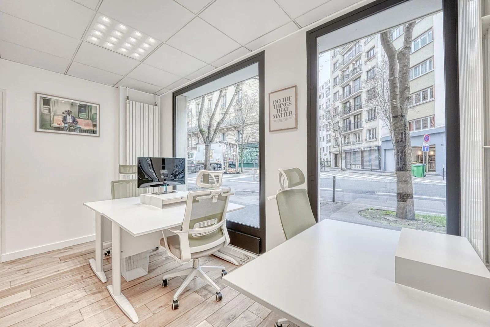 Deskapad Guy Moquet, Privatbüro mit 4 Arbeitsplätzen, Paris 17e