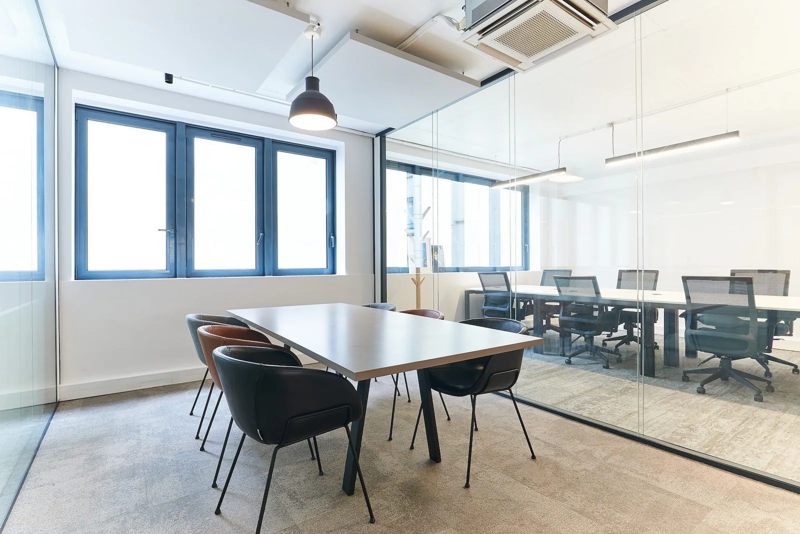 Deskeo Hauteville, Besprechungsraum für 6 Personen, Paris 10e