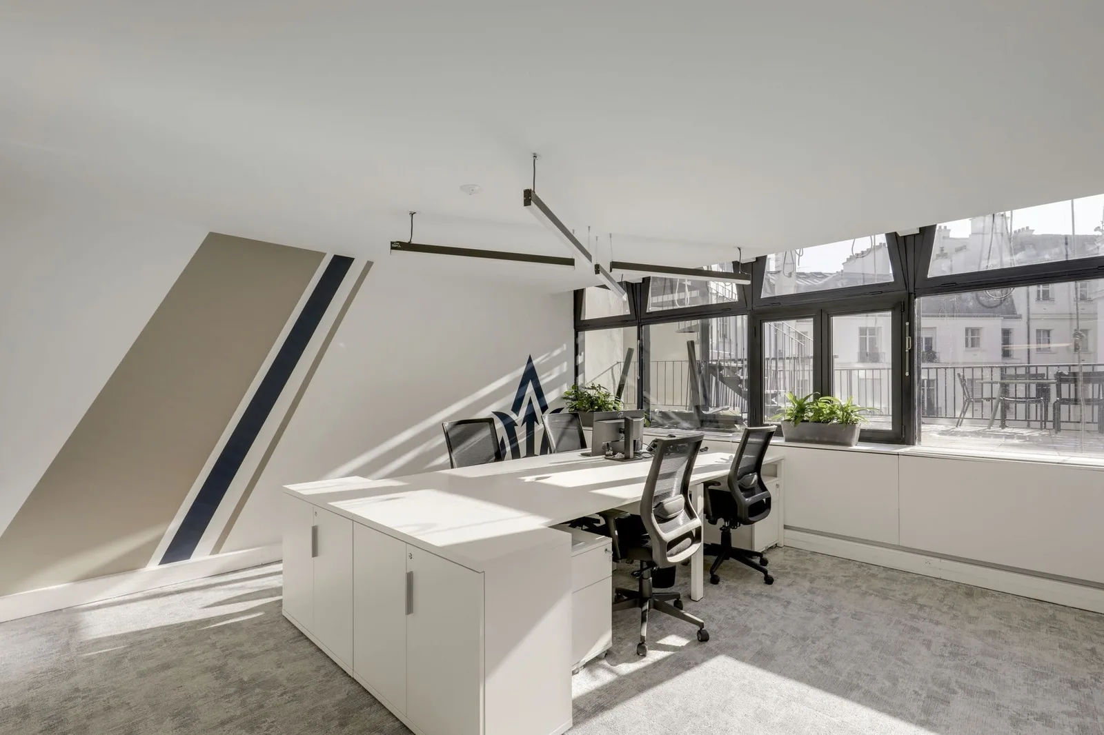 Deskeo Prony, Private office, 4 desks, Paris 17e
