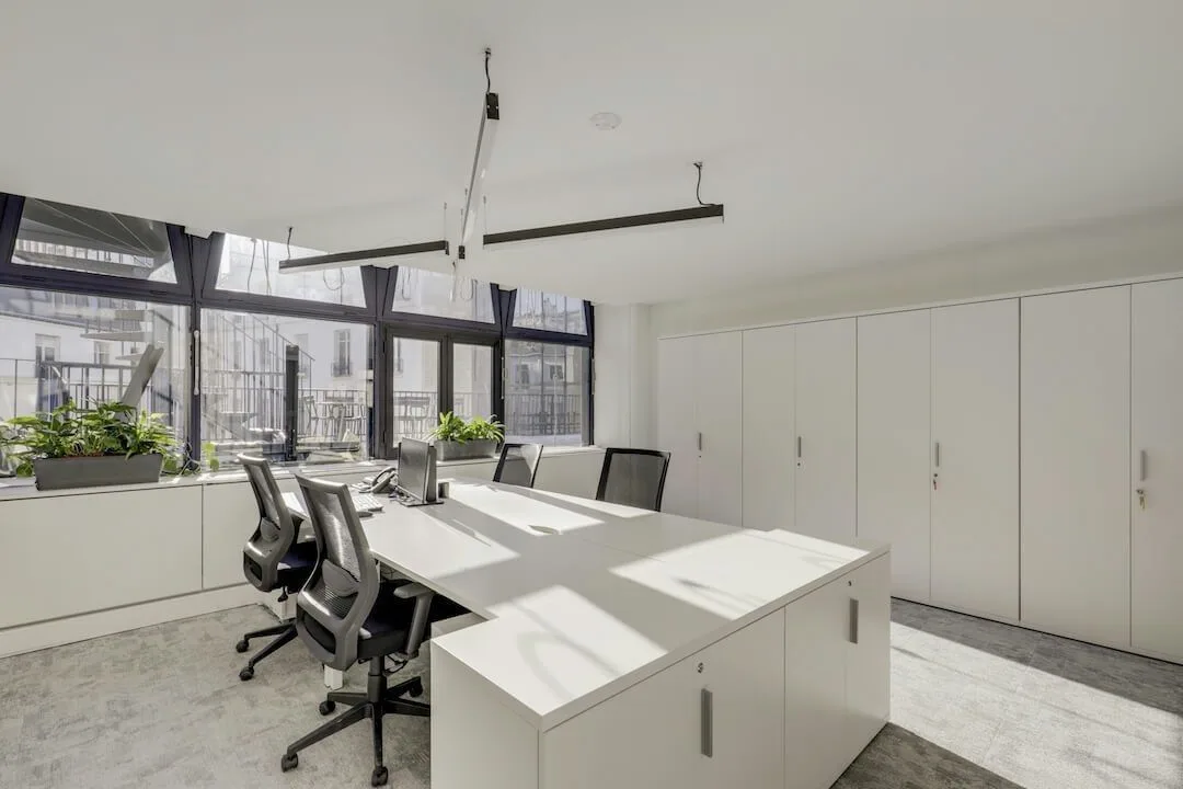 Deskeo Prony, Private office, 4 desks, Paris 17e