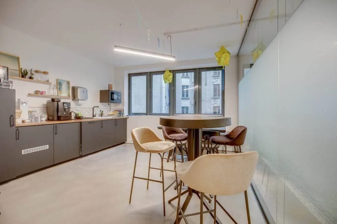 Deskeo Prony, Kitchen, Paris 17e