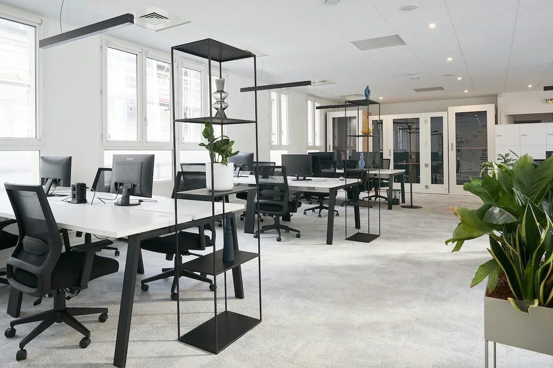 Deskeo Saint Anne, Open-plan office, Paris 2e