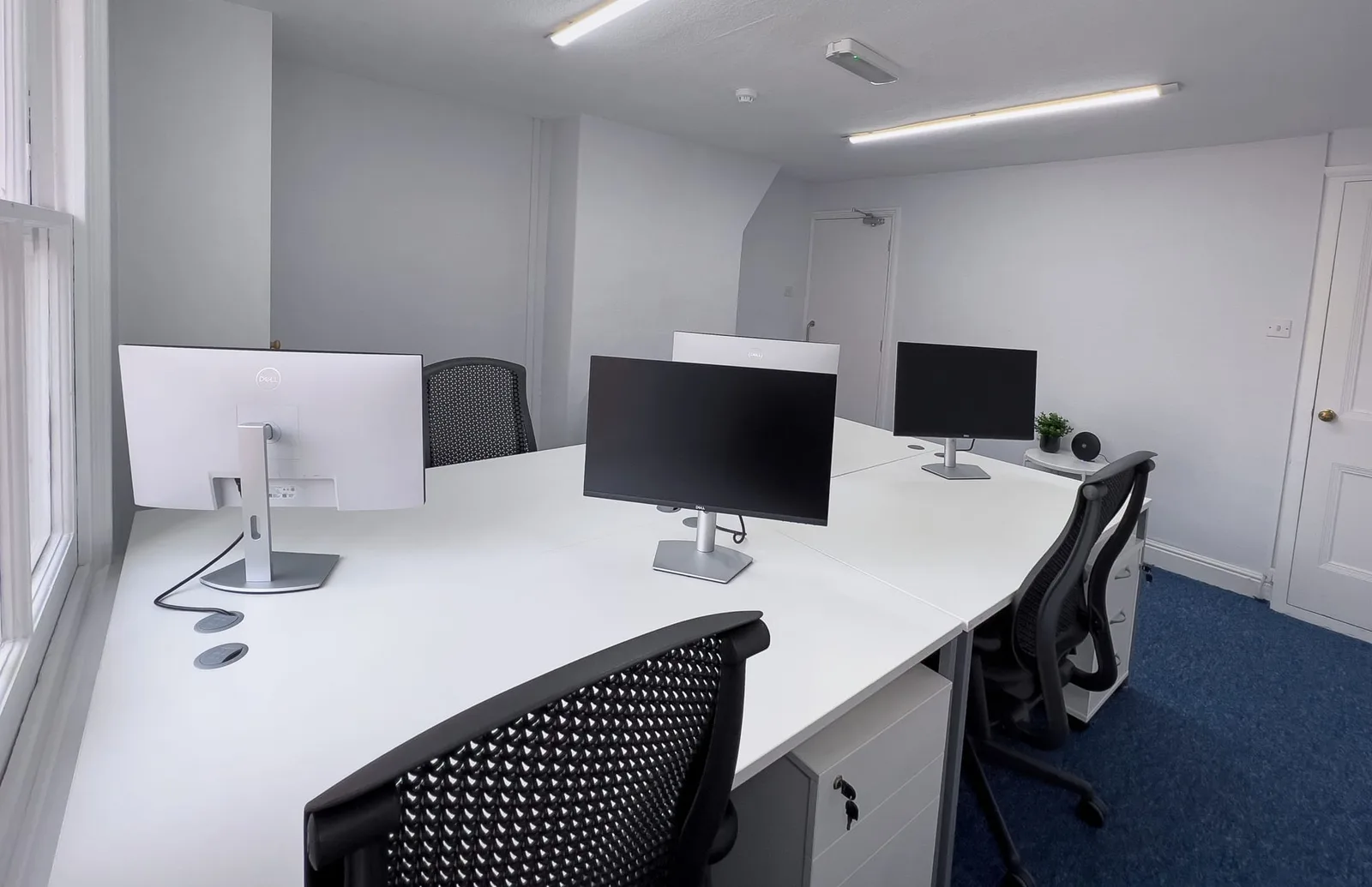 DeskRent Chester, Private office, 4 desks, Chester
