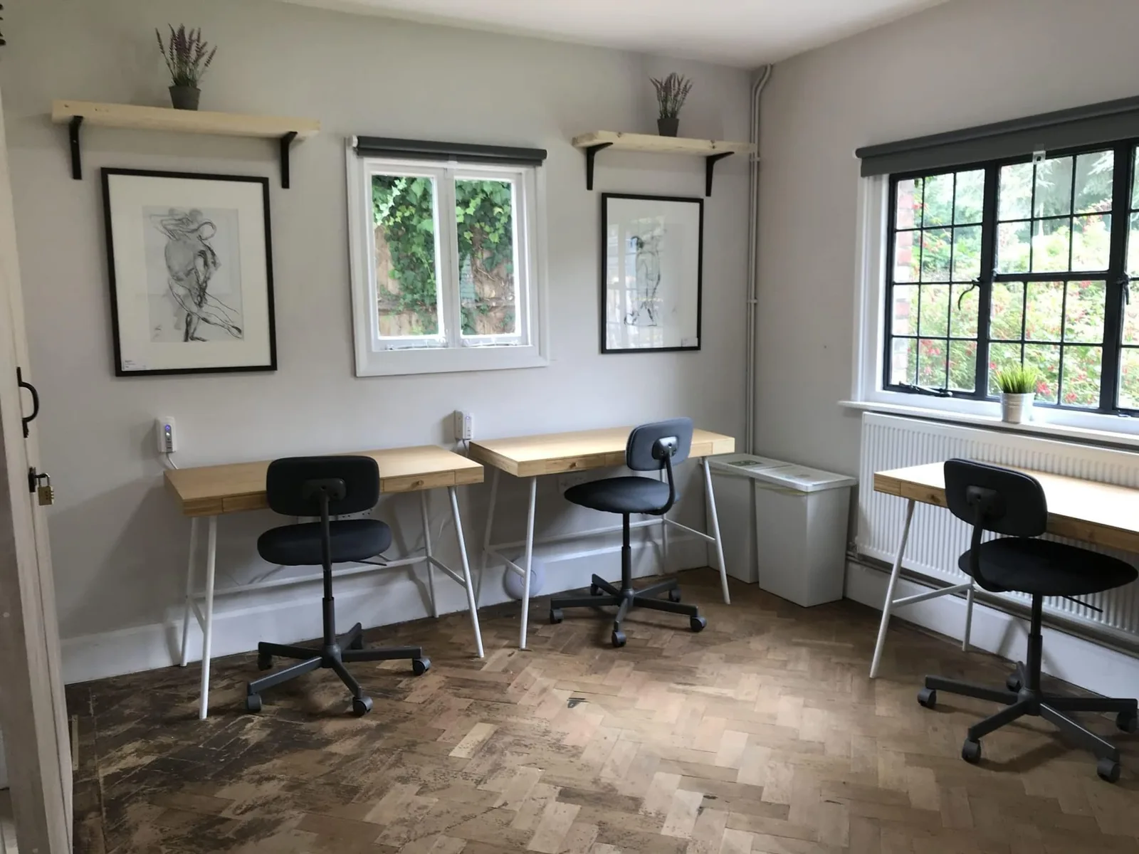 DeskRenter, Private office, 3 desks, Tunbridge Wells