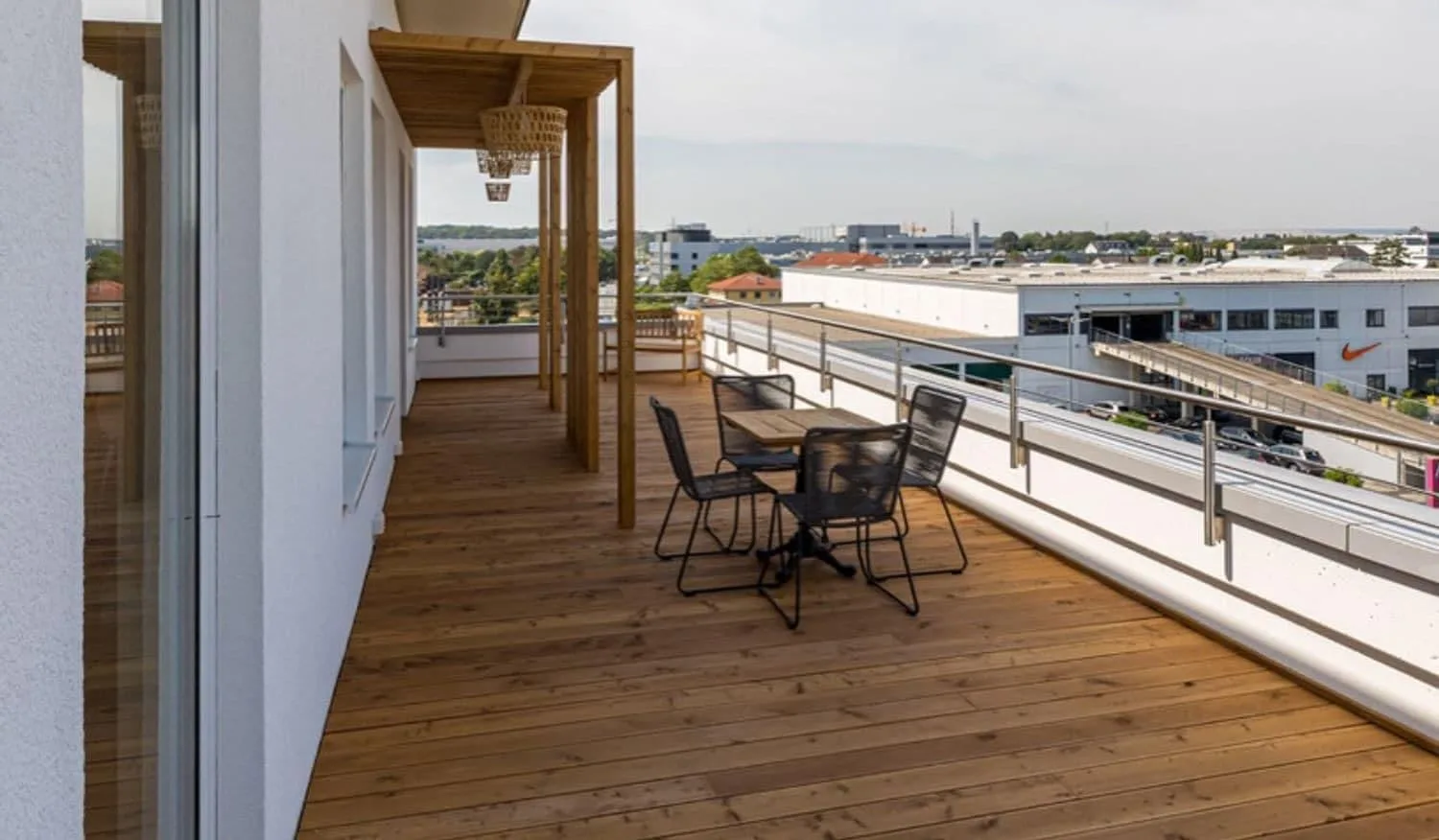 DeskTime, Terrasse und Außenbereich, Kerpen