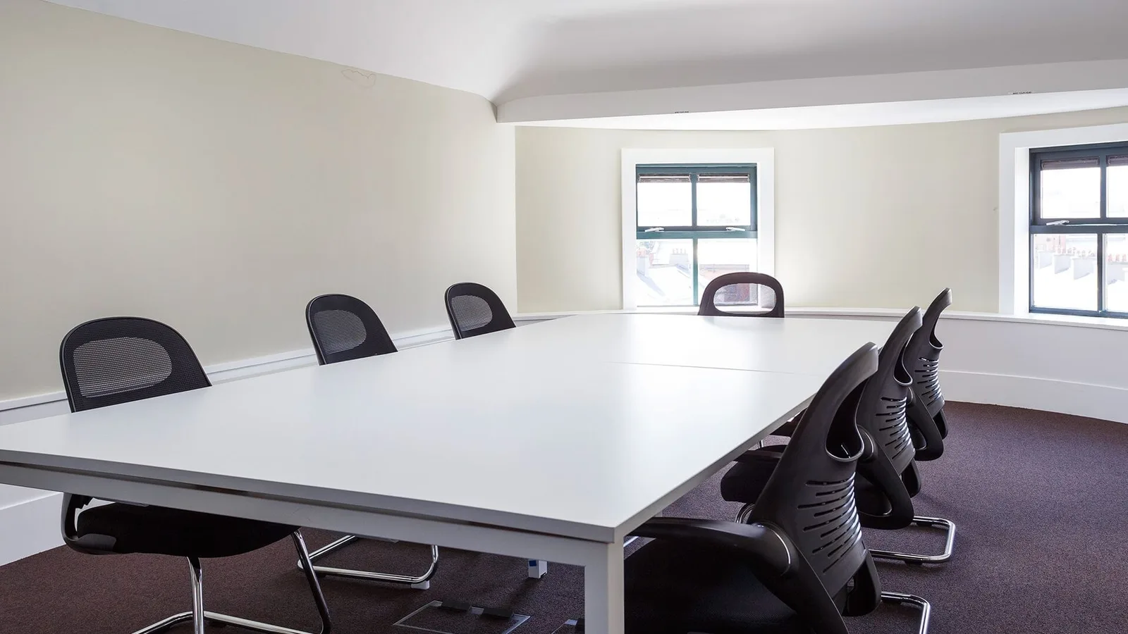 The Digital Hub - Townhouse Twenty2, Meeting room for 7 people, Dublin