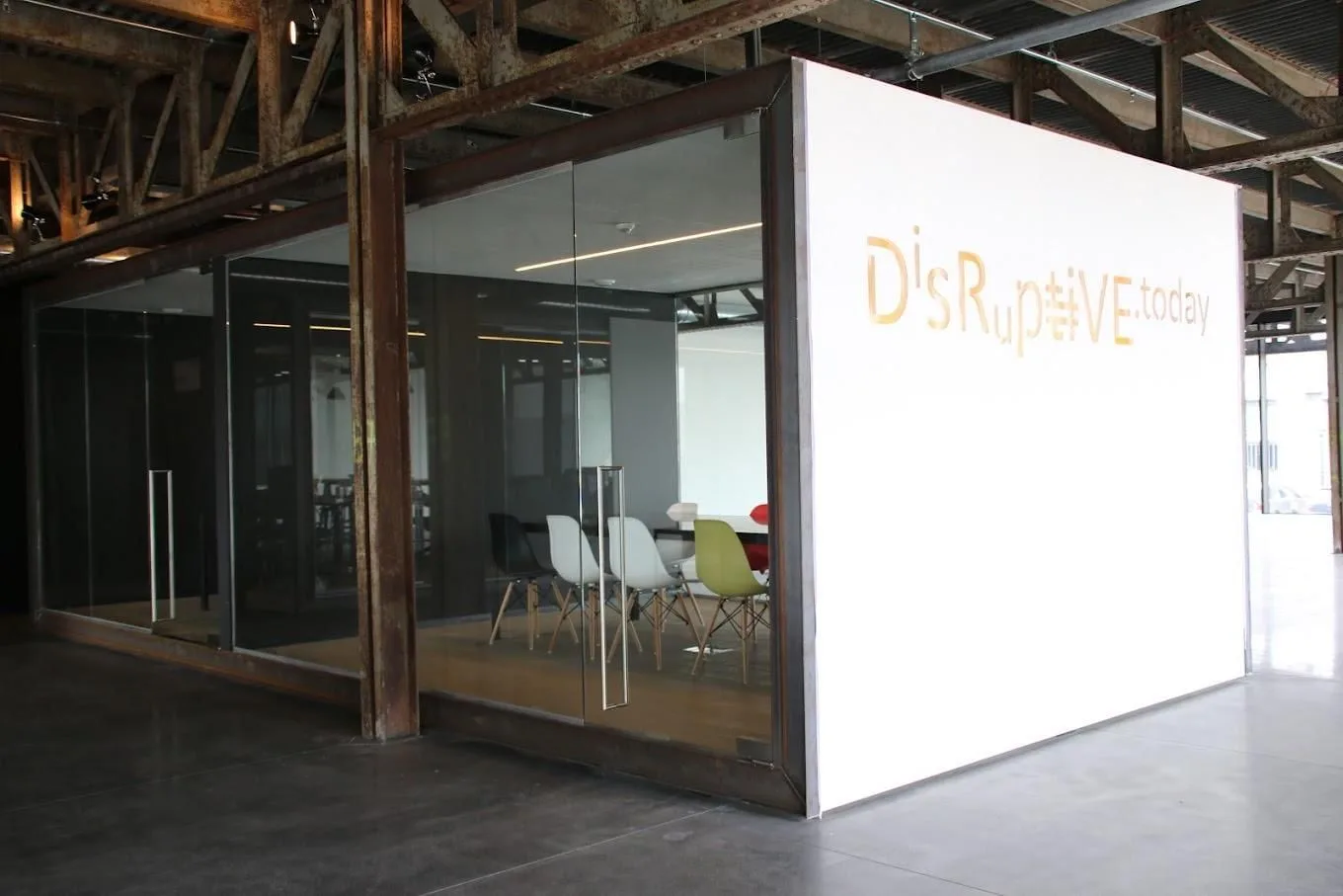 Disruptive.today, Vergaderruimte voor 8 personen, Gent