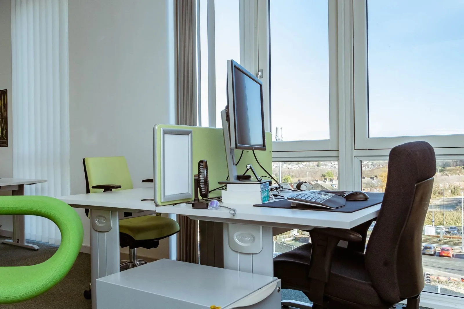 DMC 01, Bureau privatif 2 postes, Barnsley