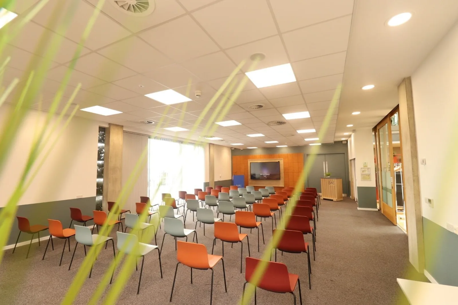 DMC 01, Salle de formation, Barnsley