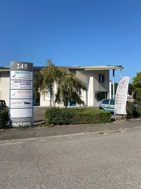 Dom CO-WORK, Building facade, Challes les Eaux